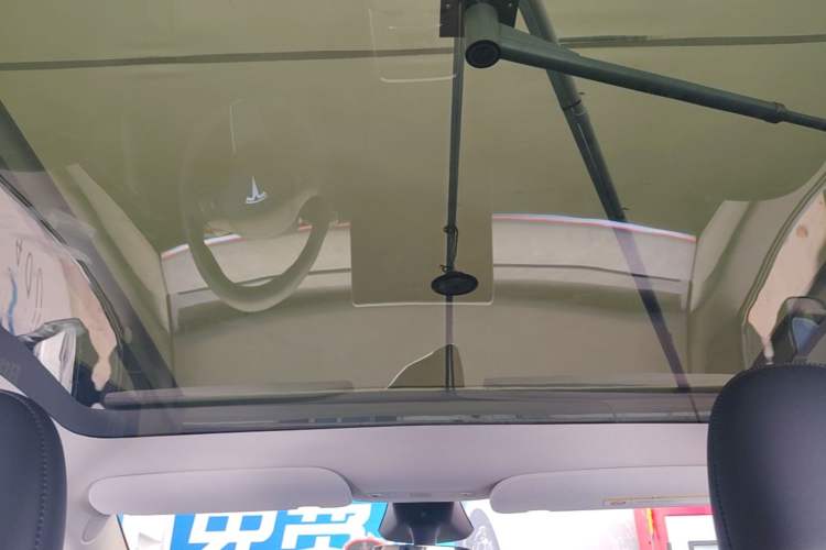 Used Tesla Model Y 2024 Rear-Wheel-Drive Version Headliner