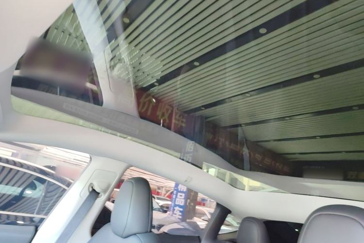 Used Tesla Model Y 2024 Rear-Wheel-Drive Version Headliner