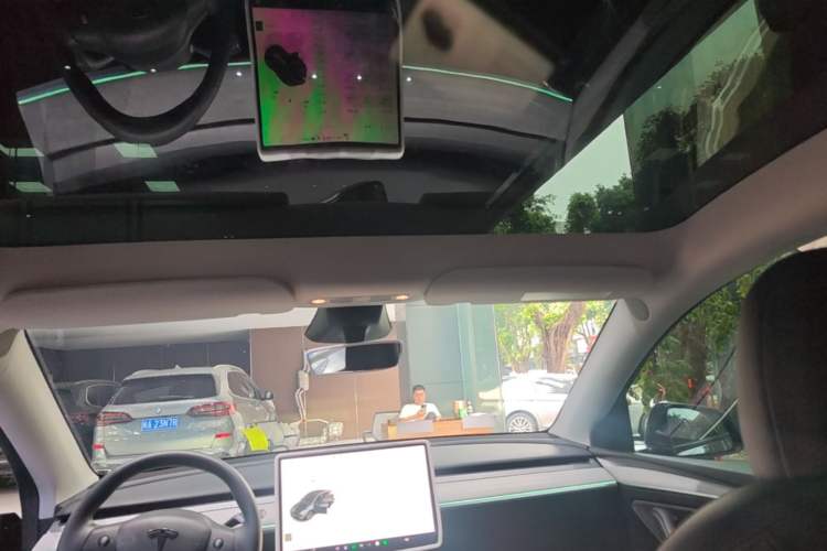 Used Tesla Model Y 2024 Rear-Wheel-Drive Version Headliner