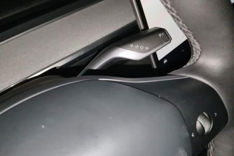 Used Tesla Model Y 2024 Rear-Wheel-Drive Version Interior 1