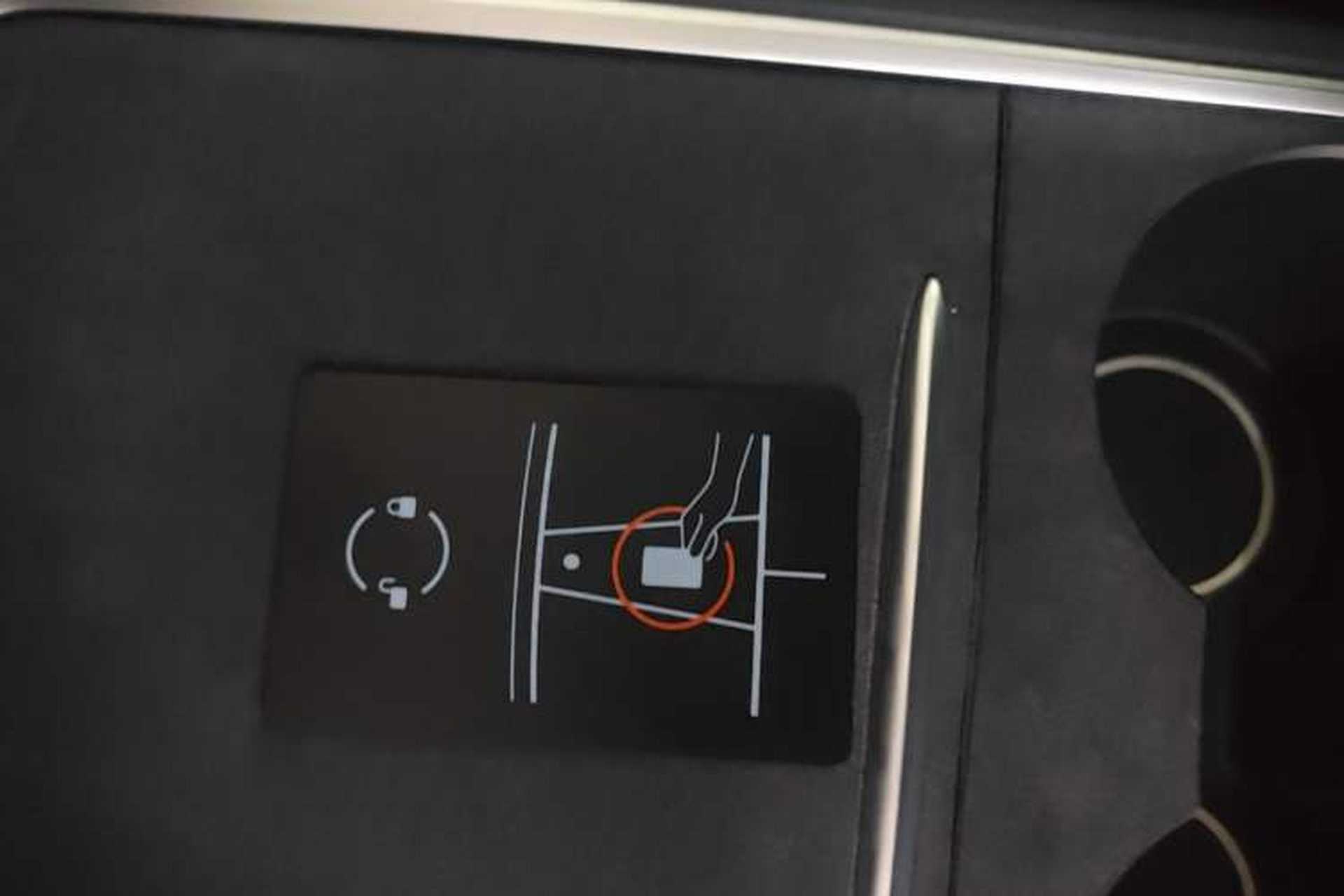Used Tesla Model Y 2024 Rear-Wheel-Drive Version Interior 1