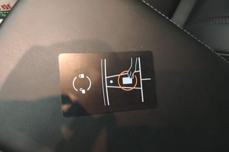 Used Tesla Model Y 2024 Rear-Wheel-Drive Version Interior 1