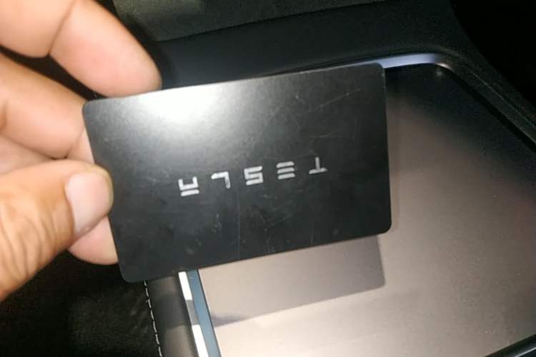 Used Tesla Model Y 2024 Rear-Wheel-Drive Version Interior 1