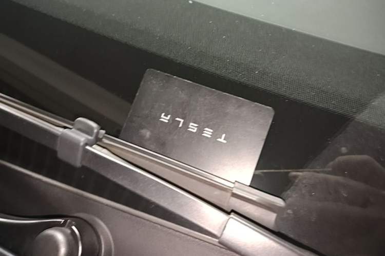 Used Tesla Model Y 2024 Rear-Wheel-Drive Version Interior 1