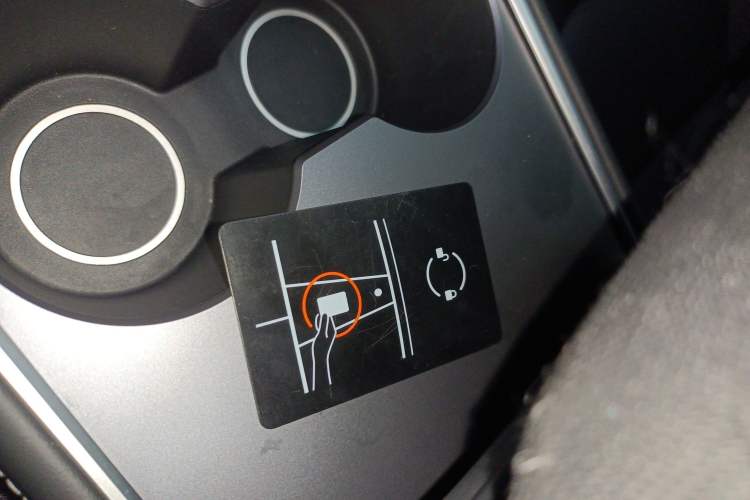 Used Tesla Model Y 2024 Rear-Wheel-Drive Version Interior 1