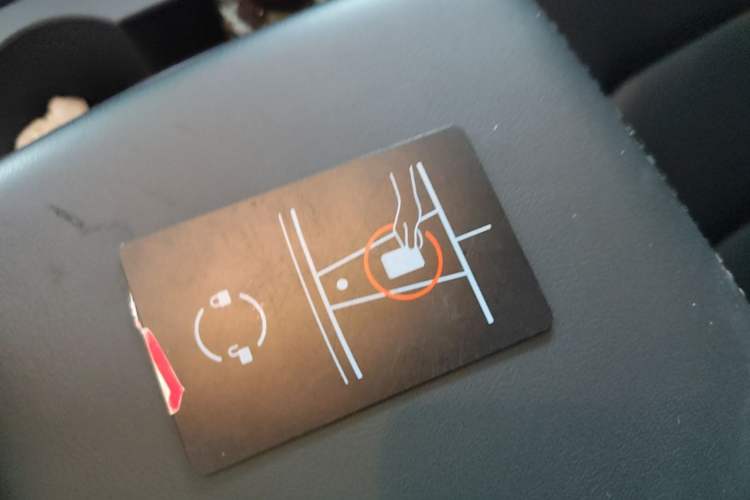 Used Tesla Model Y 2024 Rear-Wheel-Drive Version Interior 1
