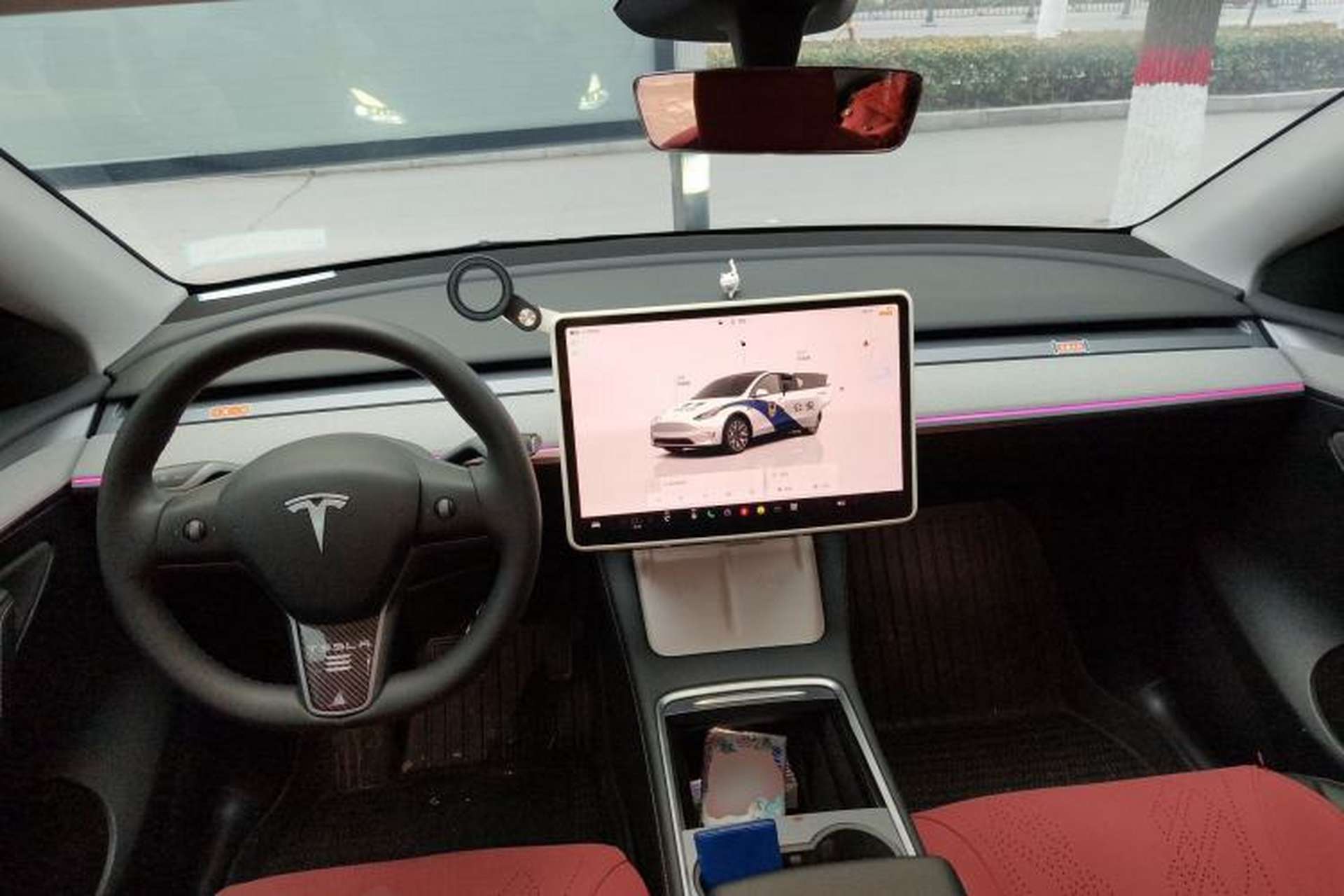 Used Tesla Model Y 2024 Rear-Wheel-Drive Version Interior 2
