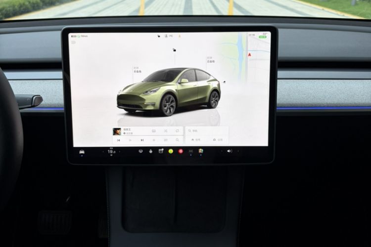 Used Tesla Model Y 2024 Rear-Wheel-Drive Version Interior 2