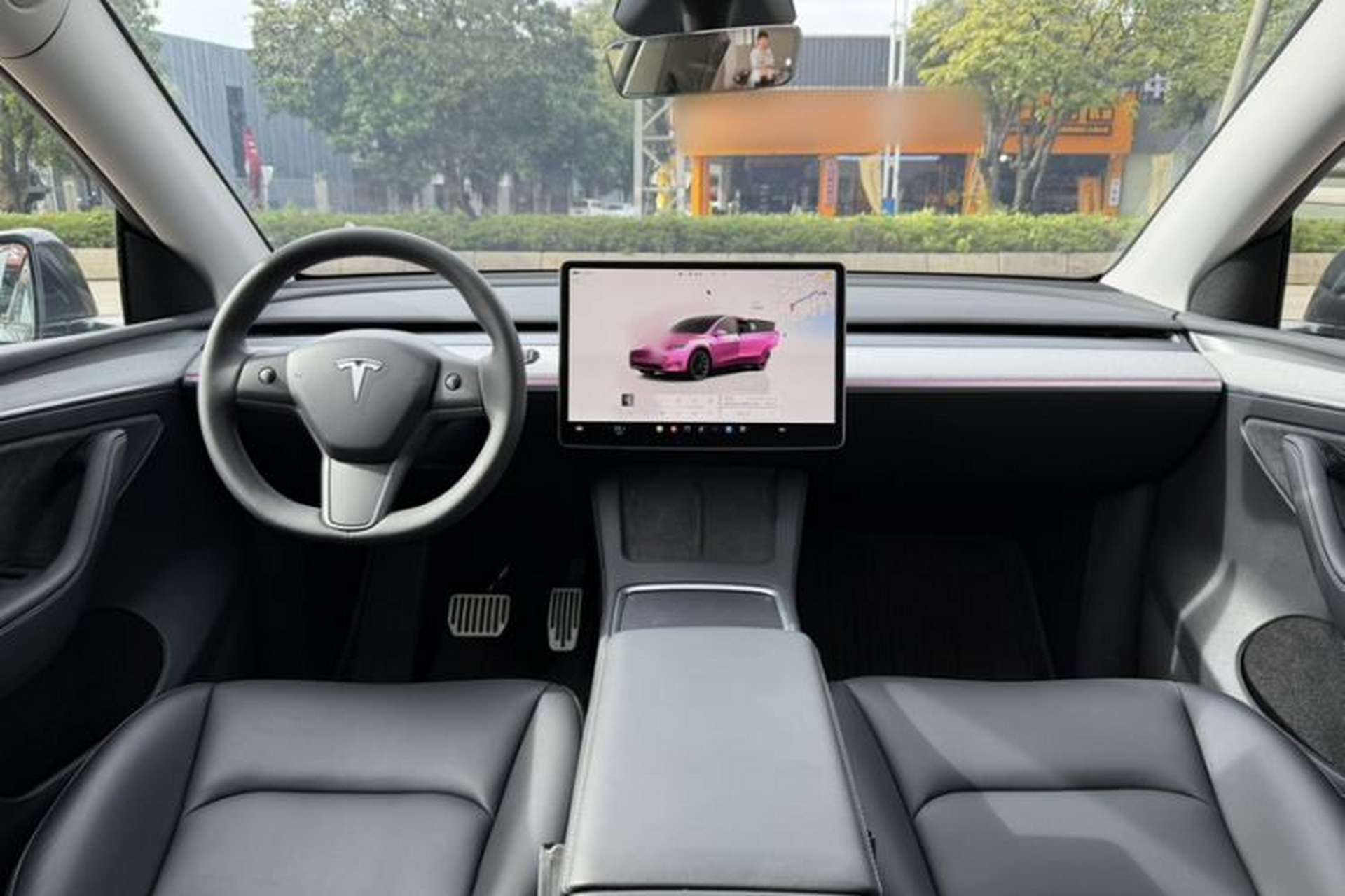 Used Tesla Model Y 2024 Rear-Wheel-Drive Version Interior 3