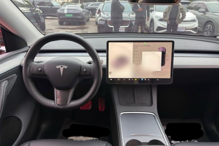 Used Tesla Model Y 2024 Rear-Wheel-Drive Version Interior 7