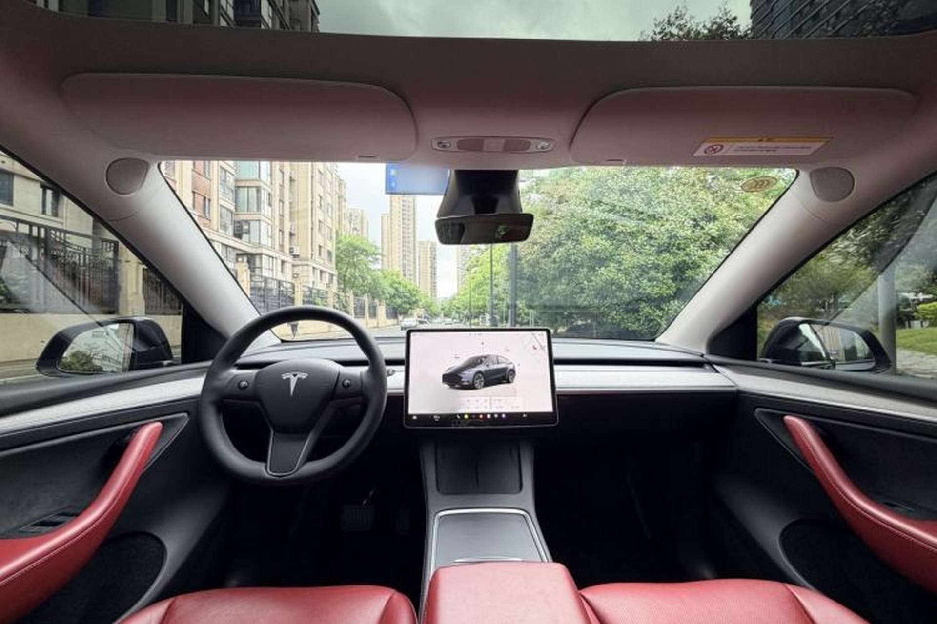 Used Tesla Model Y 2024 Rear-Wheel-Drive Version Interior 8