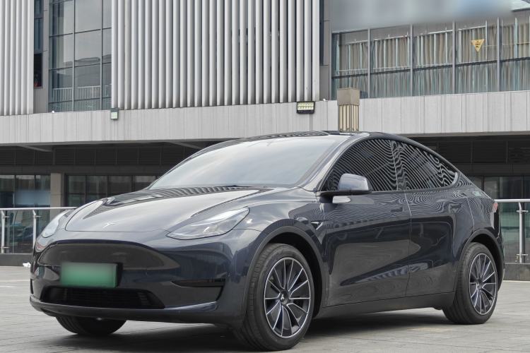 Tesla Model Y 2024 Rear-Wheel-Drive Version