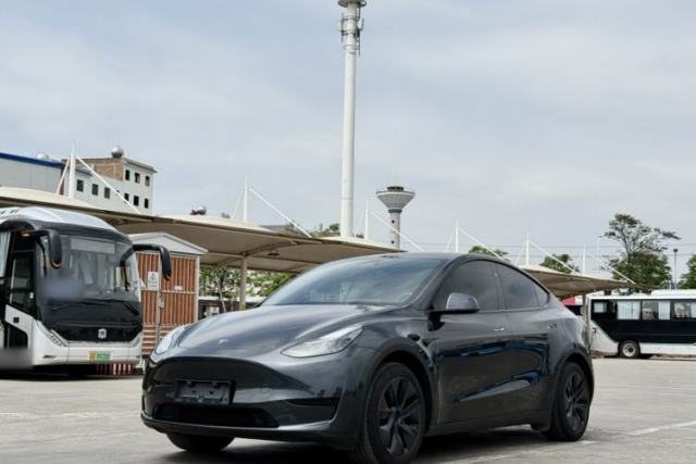 Used Tesla Model Y 2024 Rear-Wheel-Drive Version