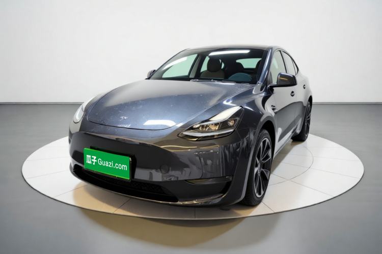 Tesla Model Y 2024 Long-Range All-Wheel-Drive Version