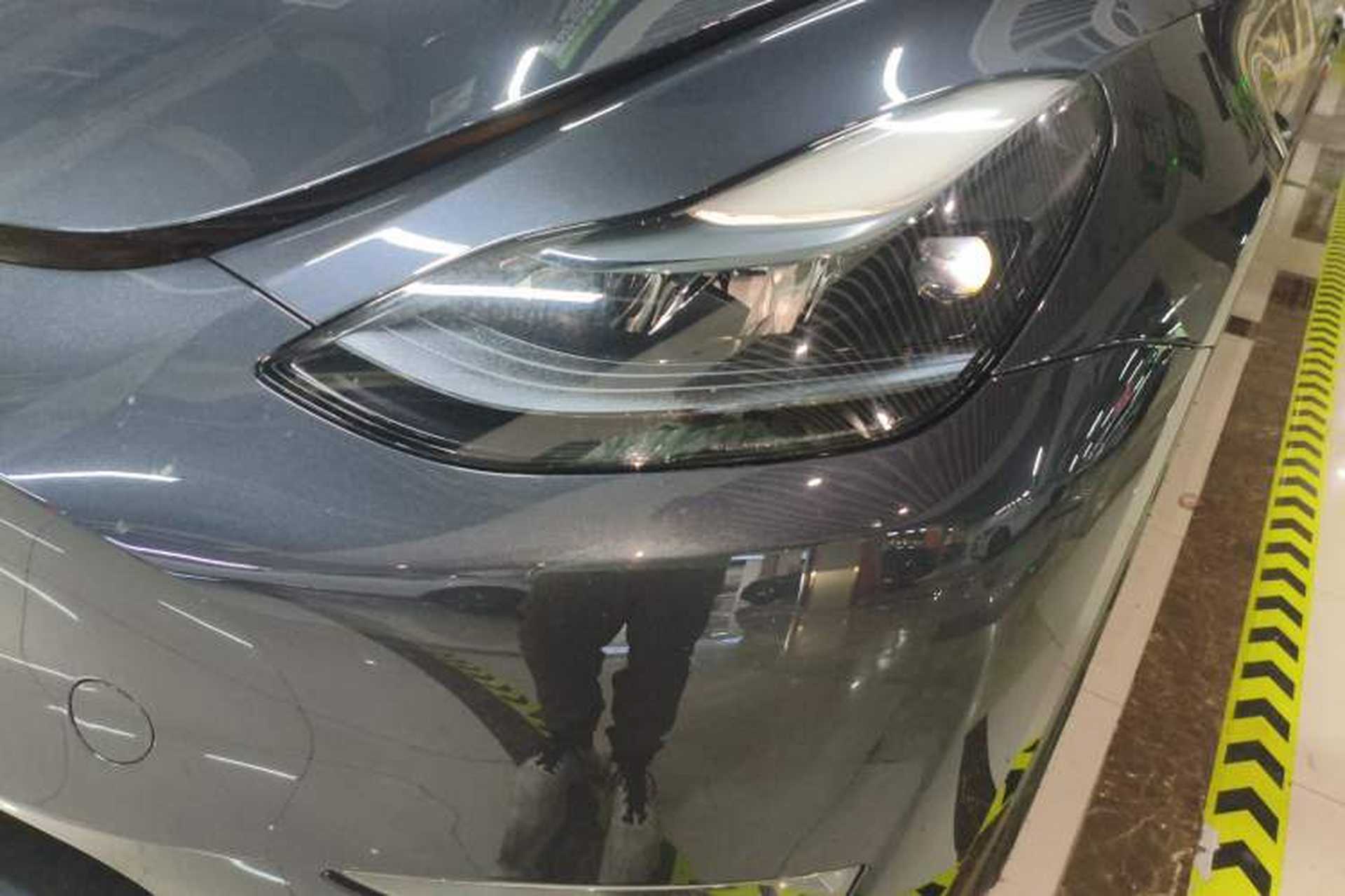 Used Tesla Model Y 2024 Long-Range All-Wheel-Drive Version Left Front Headlight