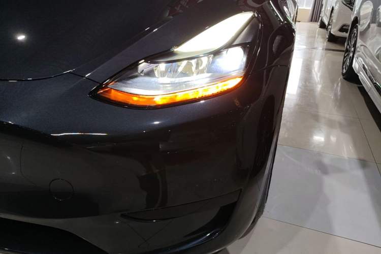 Used Tesla Model Y 2024 Rear-Wheel-Drive Version Left Front Headlight