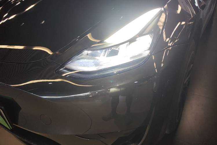 Used Tesla Model Y 2024 Rear-Wheel-Drive Version Left Front Headlight