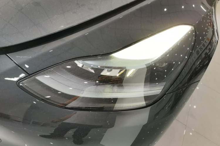 Used Tesla Model Y 2024 Rear-Wheel-Drive Version Left Front Headlight