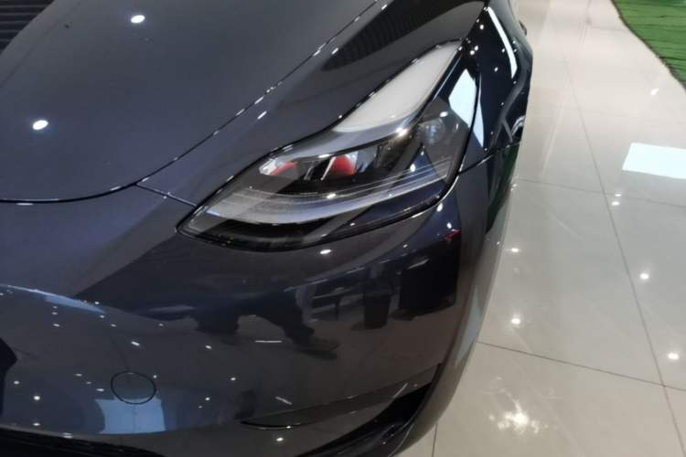 Used Tesla Model Y 2024 Rear-Wheel-Drive Version Left Front Headlight