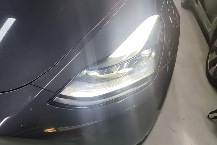Used Tesla Model Y 2024 Rear-Wheel-Drive Version Left Front Headlight