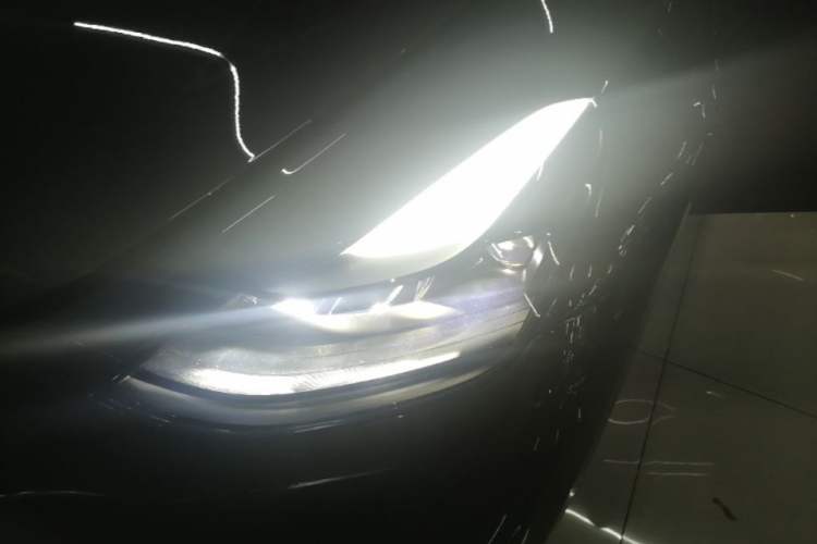 Used Tesla Model Y 2024 Rear-Wheel-Drive Version Left Front Headlight