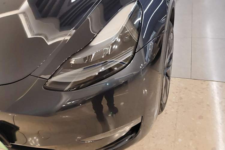 Used Tesla Model Y 2024 Long-Range All-Wheel-Drive Version Left Front Headlight