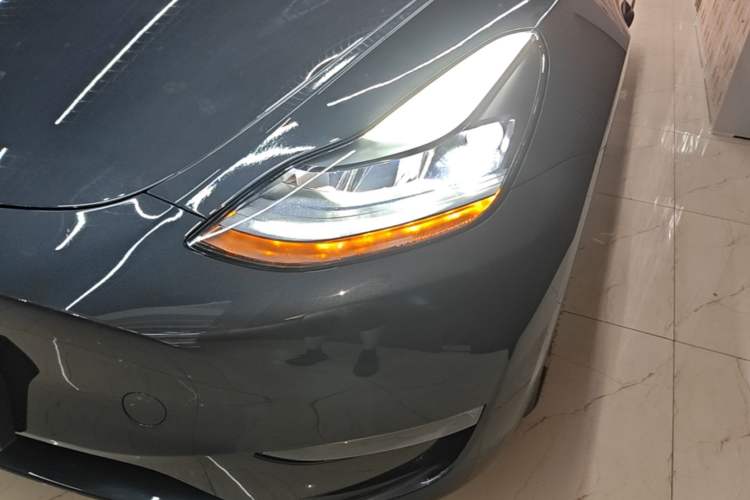 Used Tesla Model Y 2024 Long-Range All-Wheel-Drive Version Left Front Headlight