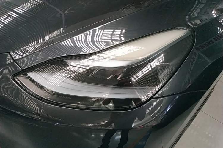 Used Tesla Model Y 2024 Rear-Wheel-Drive Version Left Front Headlight