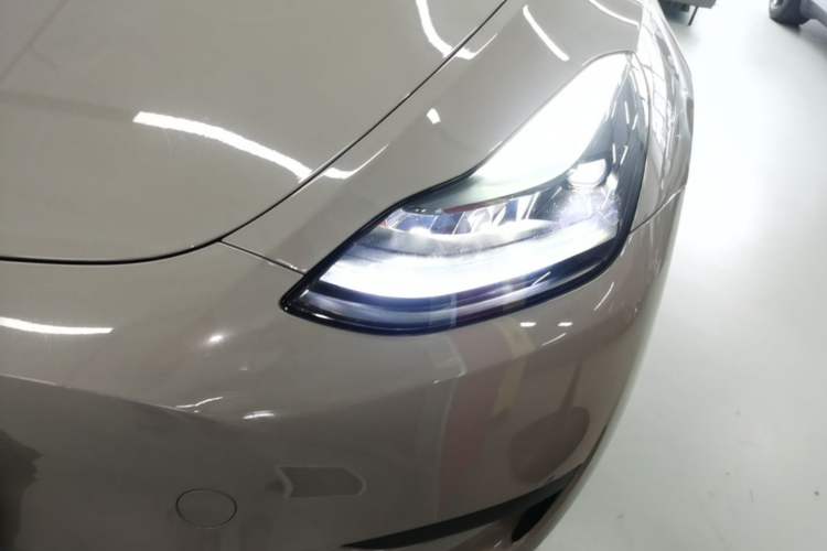 Used Tesla Model Y 2024 Rear-Wheel-Drive Version Left Front Headlight