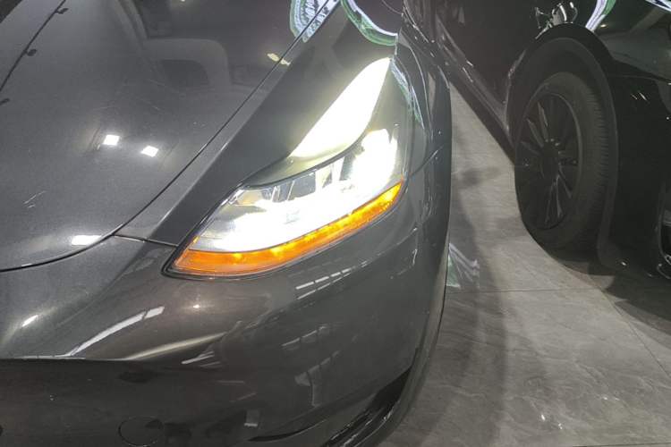 Used Tesla Model Y 2024 Rear-Wheel-Drive Version Left Front Headlight