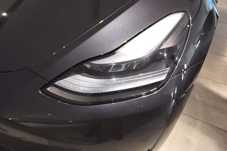 Used Tesla Model Y 2024 Rear-Wheel-Drive Version Left Front Headlight