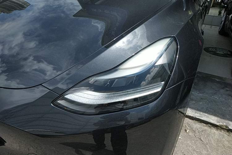 Used Tesla Model Y 2024 Rear-Wheel-Drive Version Left Front Headlight