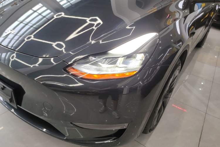 Used Tesla Model Y 2024 Long-Range All-Wheel-Drive Version Left Front Headlight