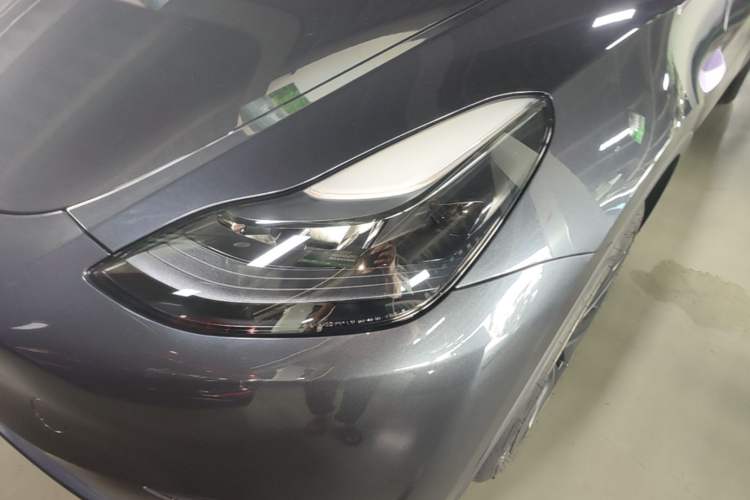 Used Tesla Model Y 2024 Rear-Wheel-Drive Version Left Front Headlight