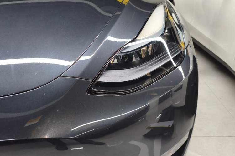 Used Tesla Model Y 2024 Long-Range All-Wheel-Drive Version Left Front Headlight