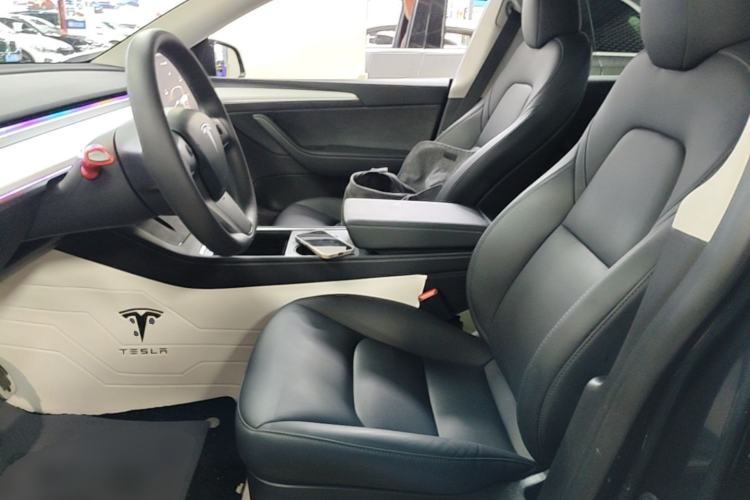 Used Tesla Model Y 2024 Rear-Wheel-Drive Version Left Front Seat