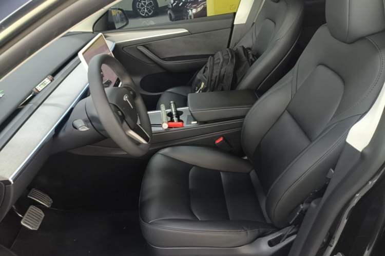 Used Tesla Model Y 2024 Rear-Wheel-Drive Version Left Front Seat