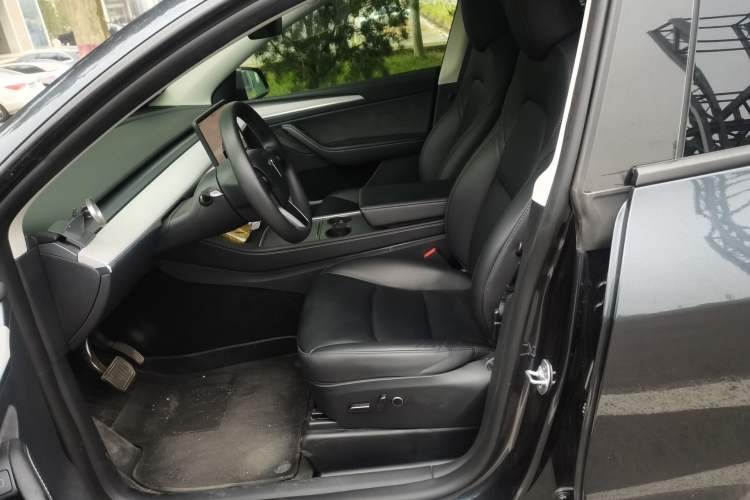 Used Tesla Model Y 2024 Rear-Wheel-Drive Version Left Front Seat