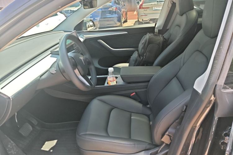 Used Tesla Model Y 2024 Rear-Wheel-Drive Version Left Front Seat