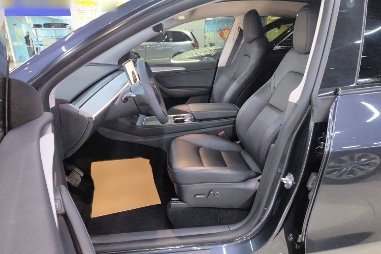 Used Tesla Model Y 2024 Rear-Wheel-Drive Version Left Front Seat
