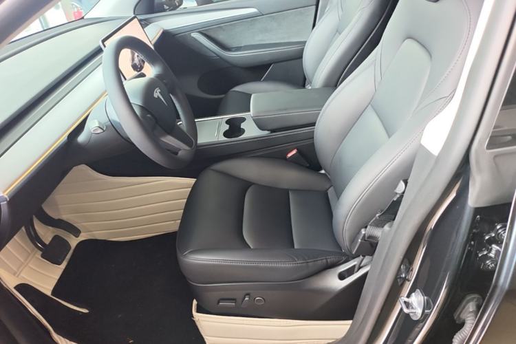 Used Tesla Model Y 2024 Rear-Wheel-Drive Version Left Front Seat
