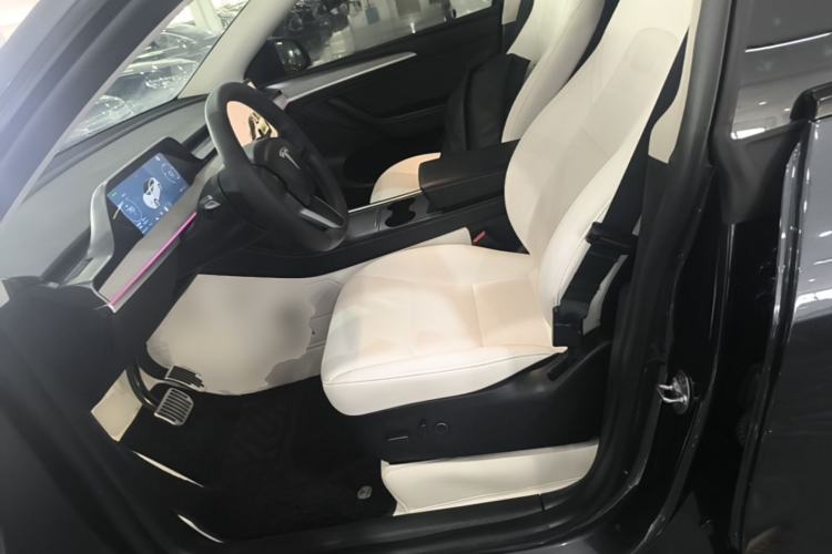 Used Tesla Model Y 2024 Rear-Wheel-Drive Version Left Front Seat