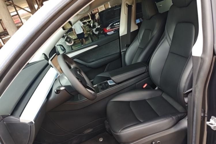 Used Tesla Model Y 2024 Rear-Wheel-Drive Version Left Front Seat