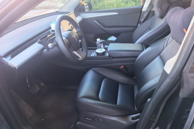 Used Tesla Model Y 2024 Rear-Wheel-Drive Version Left Front Seat
