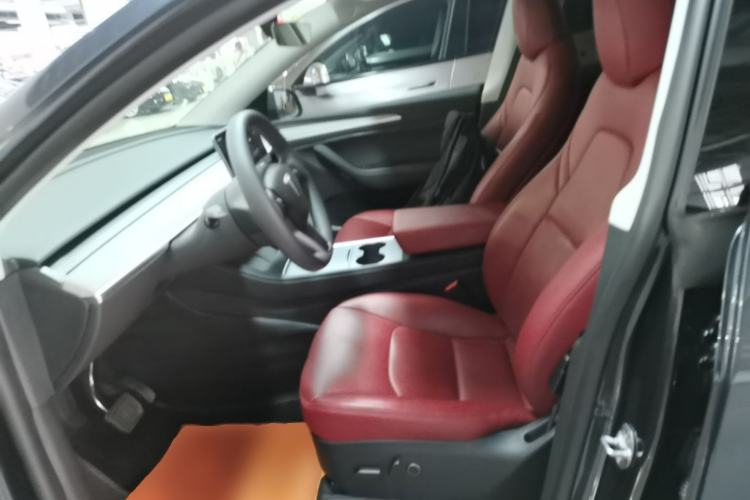 Used Tesla Model Y 2024 Rear-Wheel-Drive Version Left Front Seat