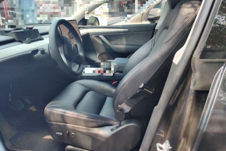 Used Tesla Model Y 2024 Rear-Wheel-Drive Version Left Front Seat