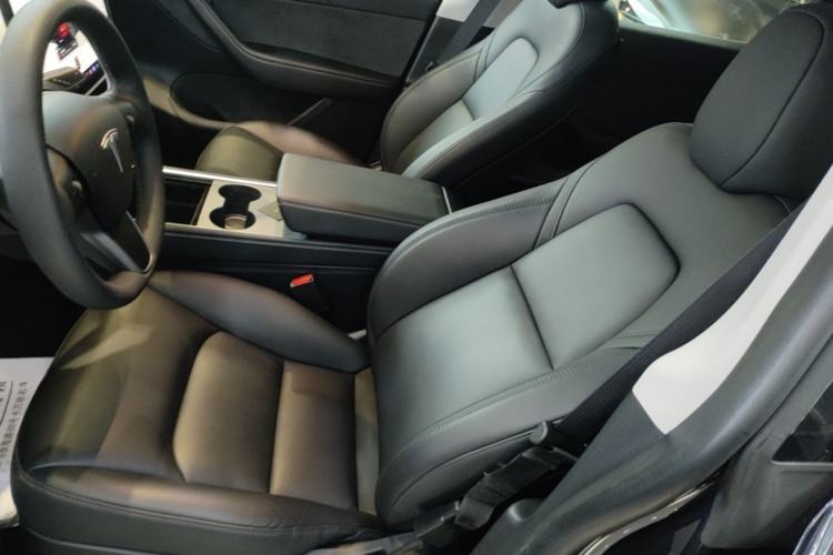 Used Tesla Model Y 2024 Rear-Wheel-Drive Version Left Front Seat