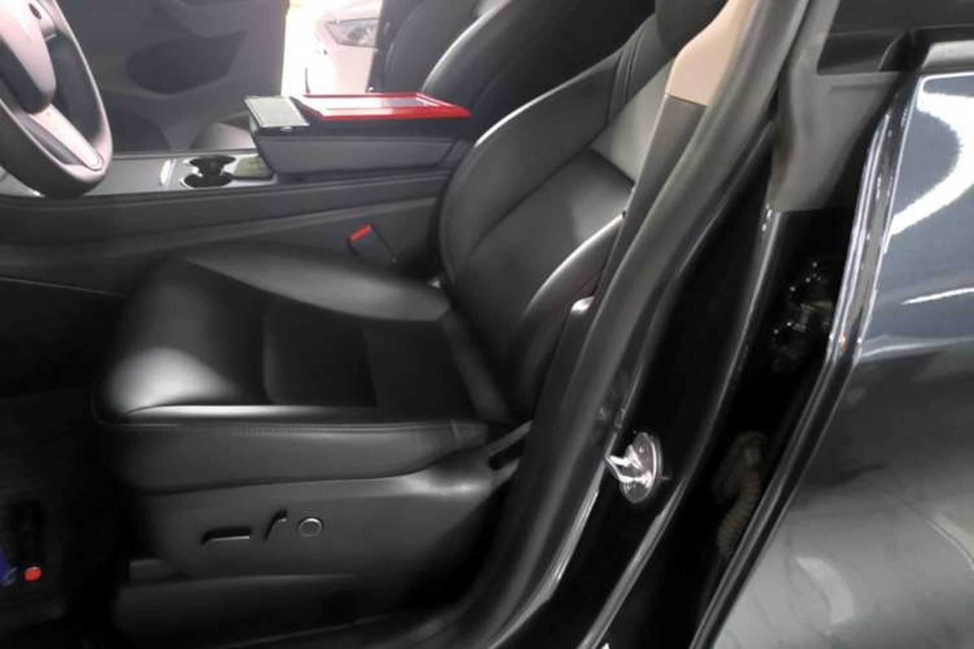 Used Tesla Model Y 2024 Rear-Wheel-Drive Version Left Front Seat