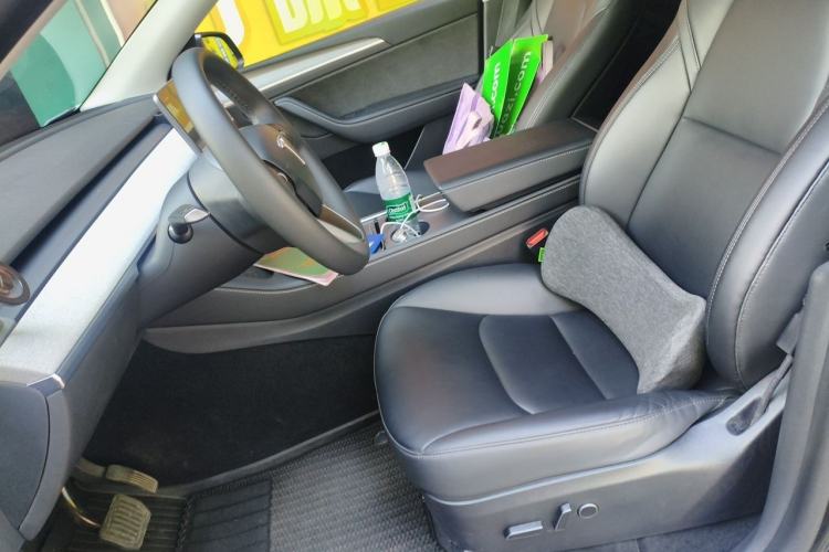 Used Tesla Model Y 2024 Rear-Wheel-Drive Version Left Front Seat