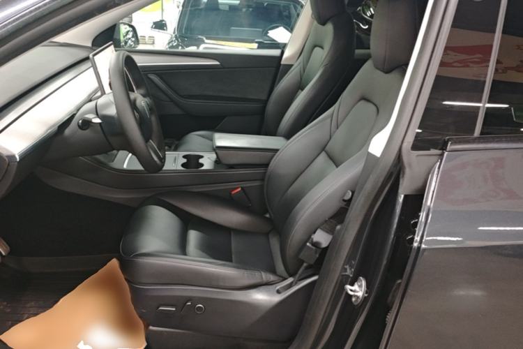Used Tesla Model Y 2024 Rear-Wheel-Drive Version Left Front Seat